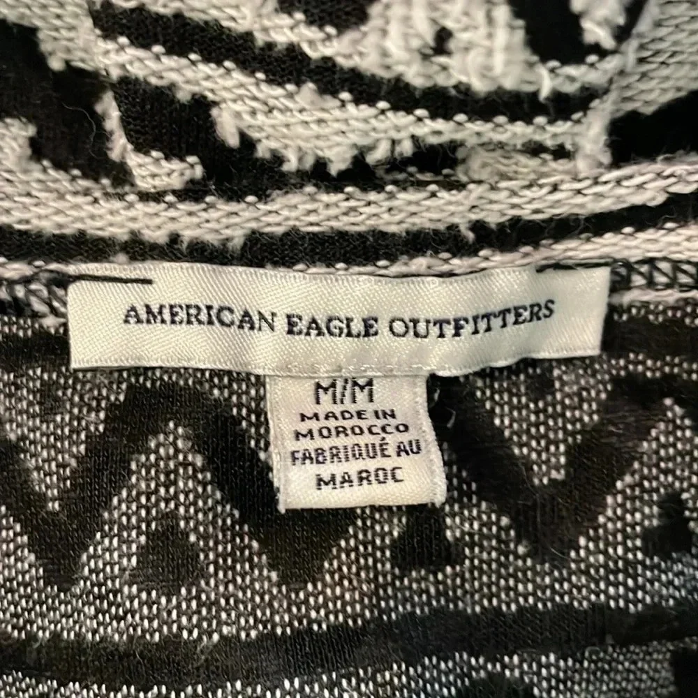American eagle black and white open front cardigan size medium